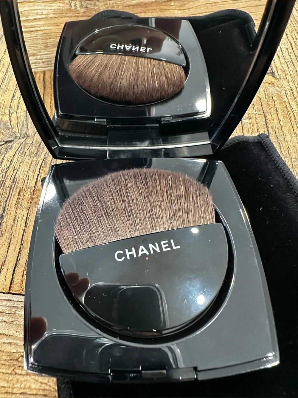 CHANEL Camélia Futura Powder Blush Trio - Black & Pink Accents limited addition